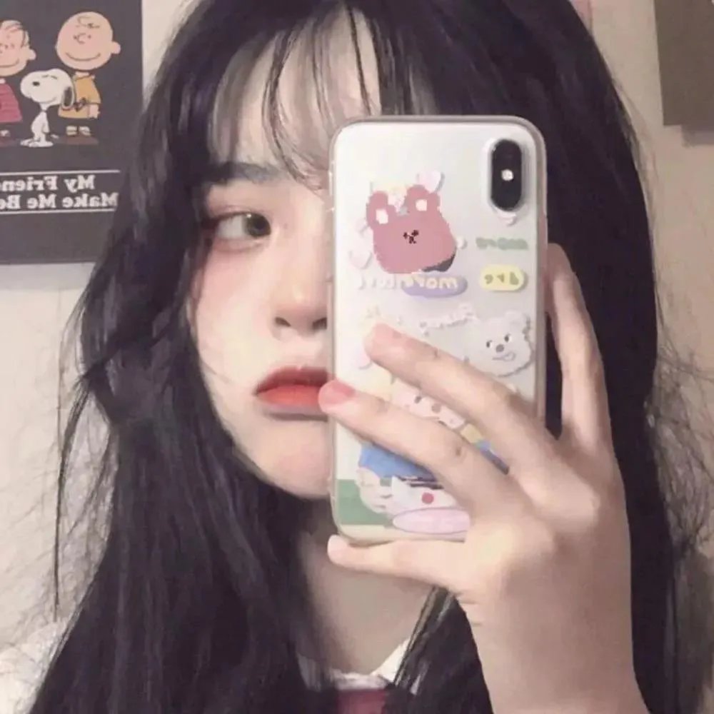 穿盔甲的少女